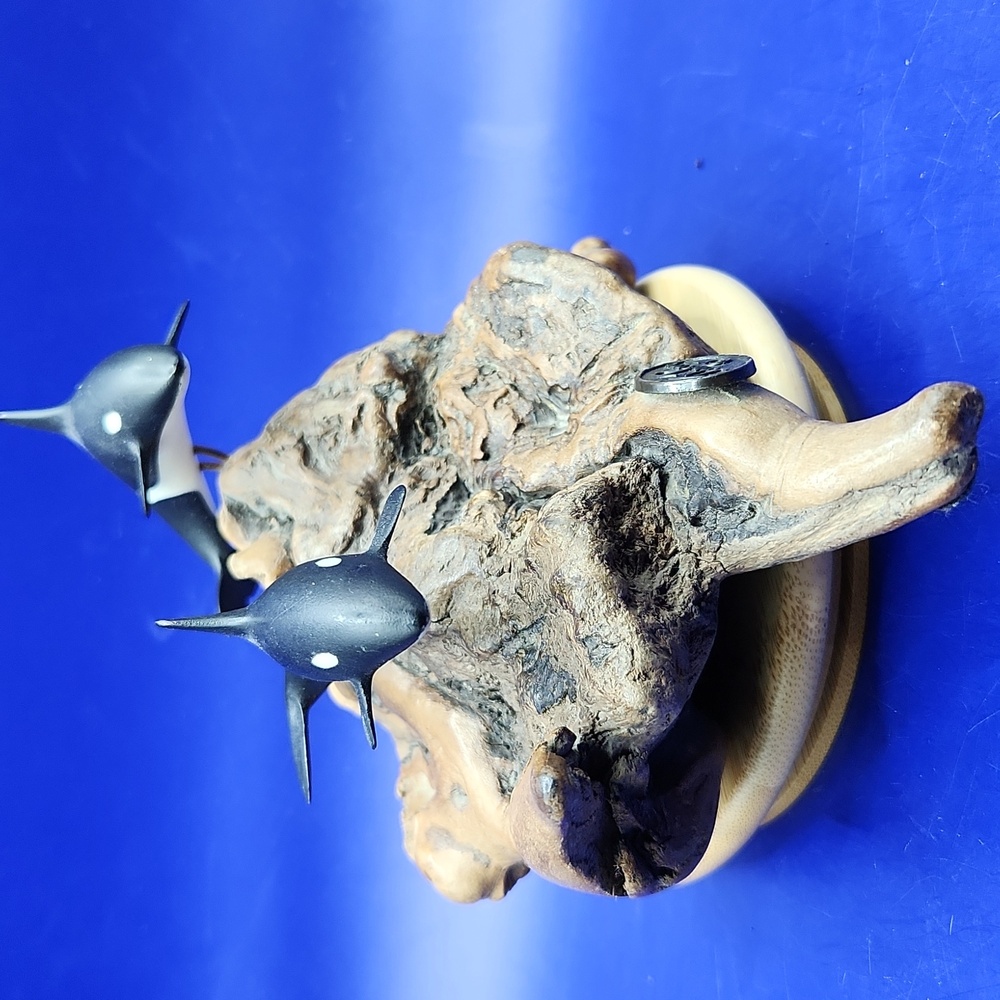 John Perry Orca Killer Whale Duo Sculpture on Burl Wood - Picture 2 of 8